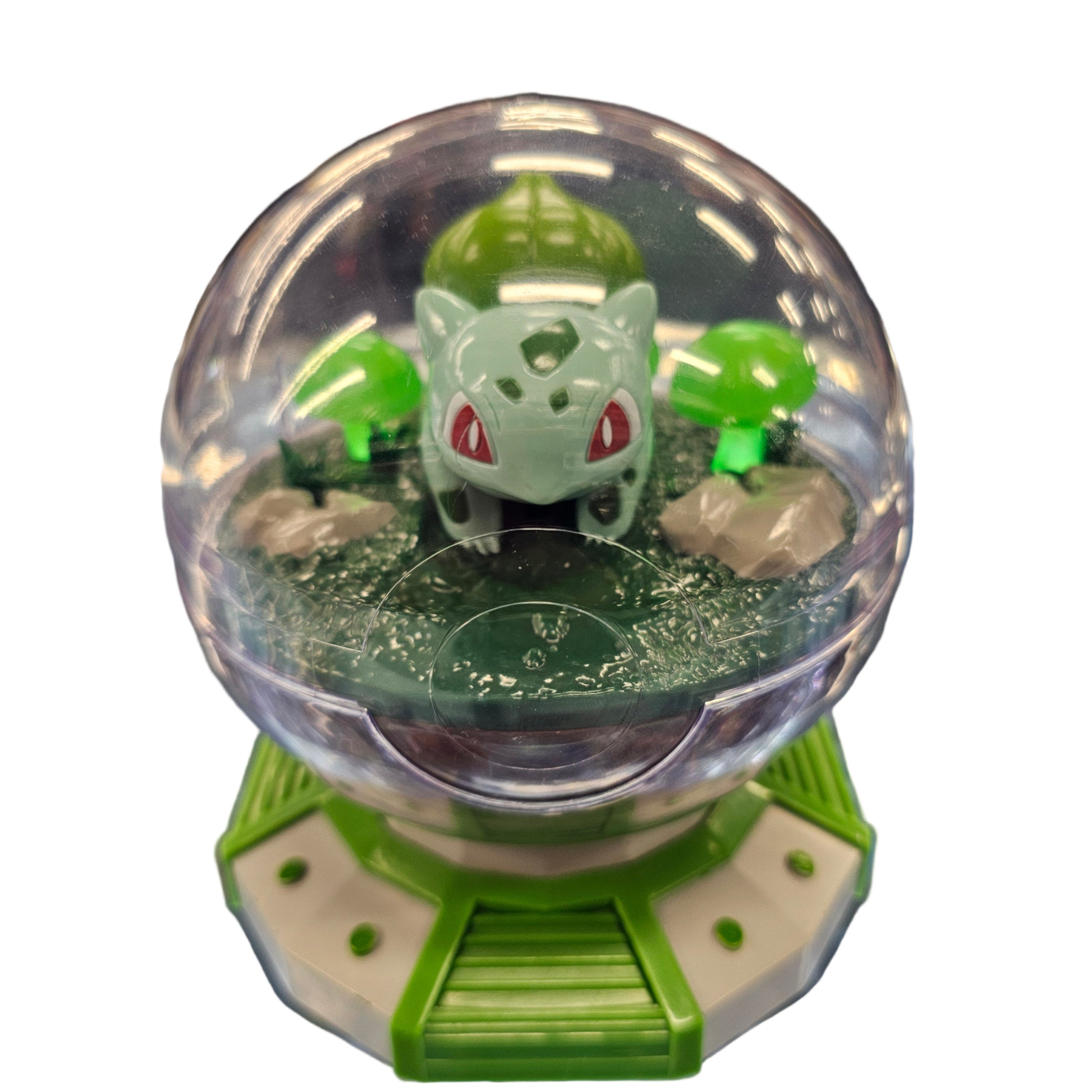 Gamefreak Pokemon Bulbasaur Illuminated Terrarium